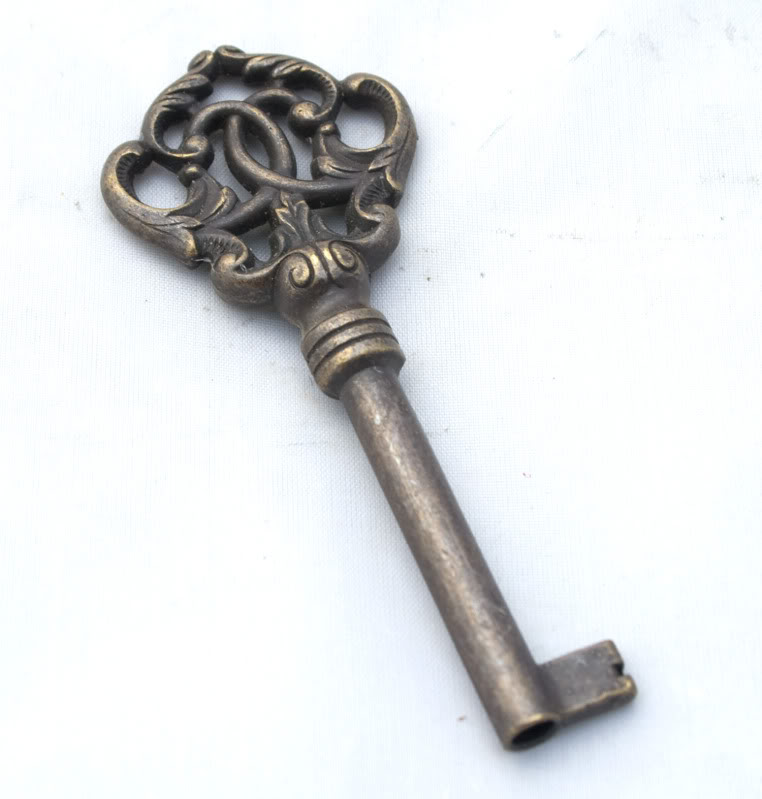 Comox Valley Locksmith | 2819 Caledon Crescent, Courtenay, BC V9N 8H8, Canada | Phone: (250) 338-1290
