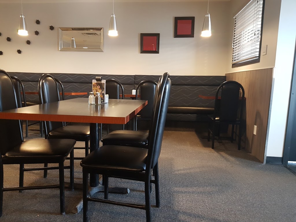 Juliana Pizza & Lounge | 5064 4 Ave, Regina, SK S4T 0J6, Canada | Phone: (306) 543-1221