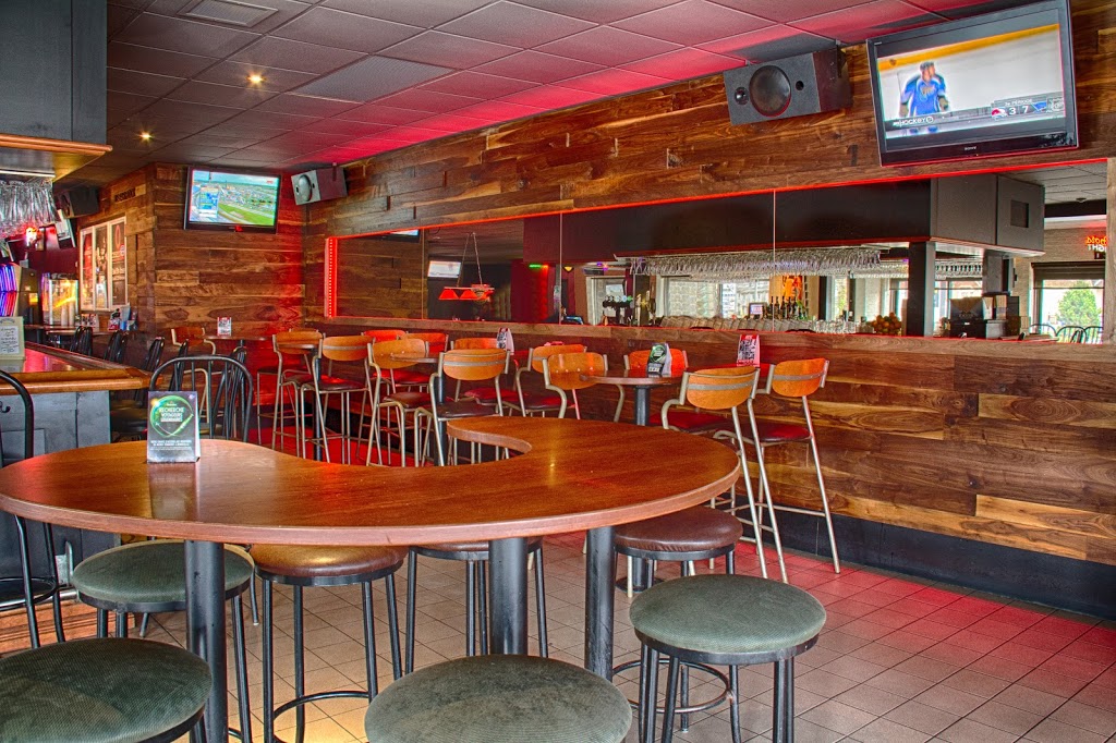Bar St Josef | 1194 Boulevard Bastien, Québec, QC G2K 1E8, Canada | Phone: (418) 621-9678