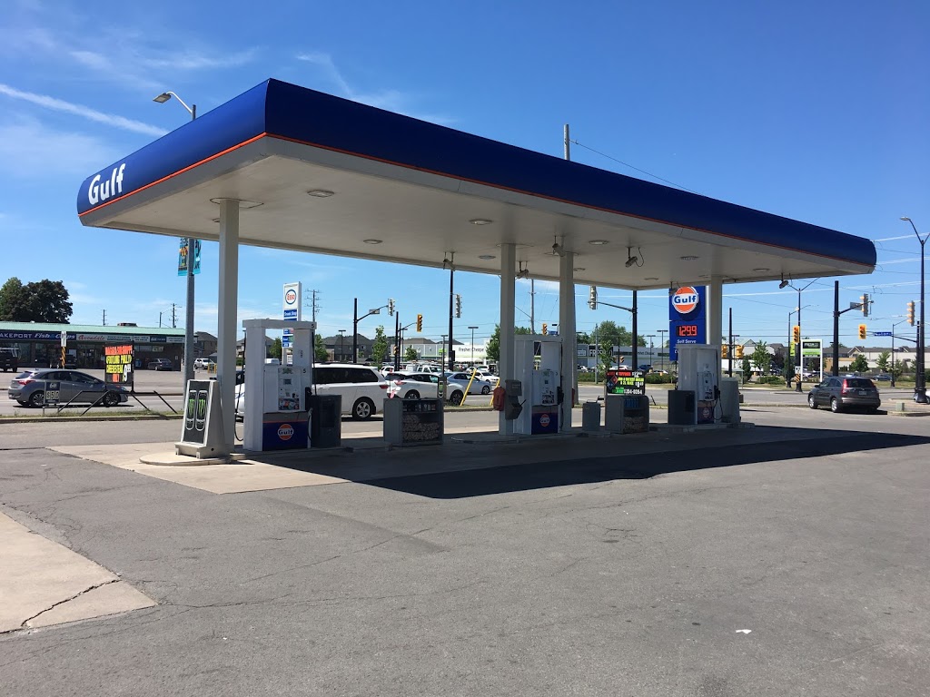 Big Bee Convenience & Foodmart and Gulf gas station | 8209 Lundys Ln, Niagara Falls, ON L2H 1H3, Canada | Phone: (289) 296-0324