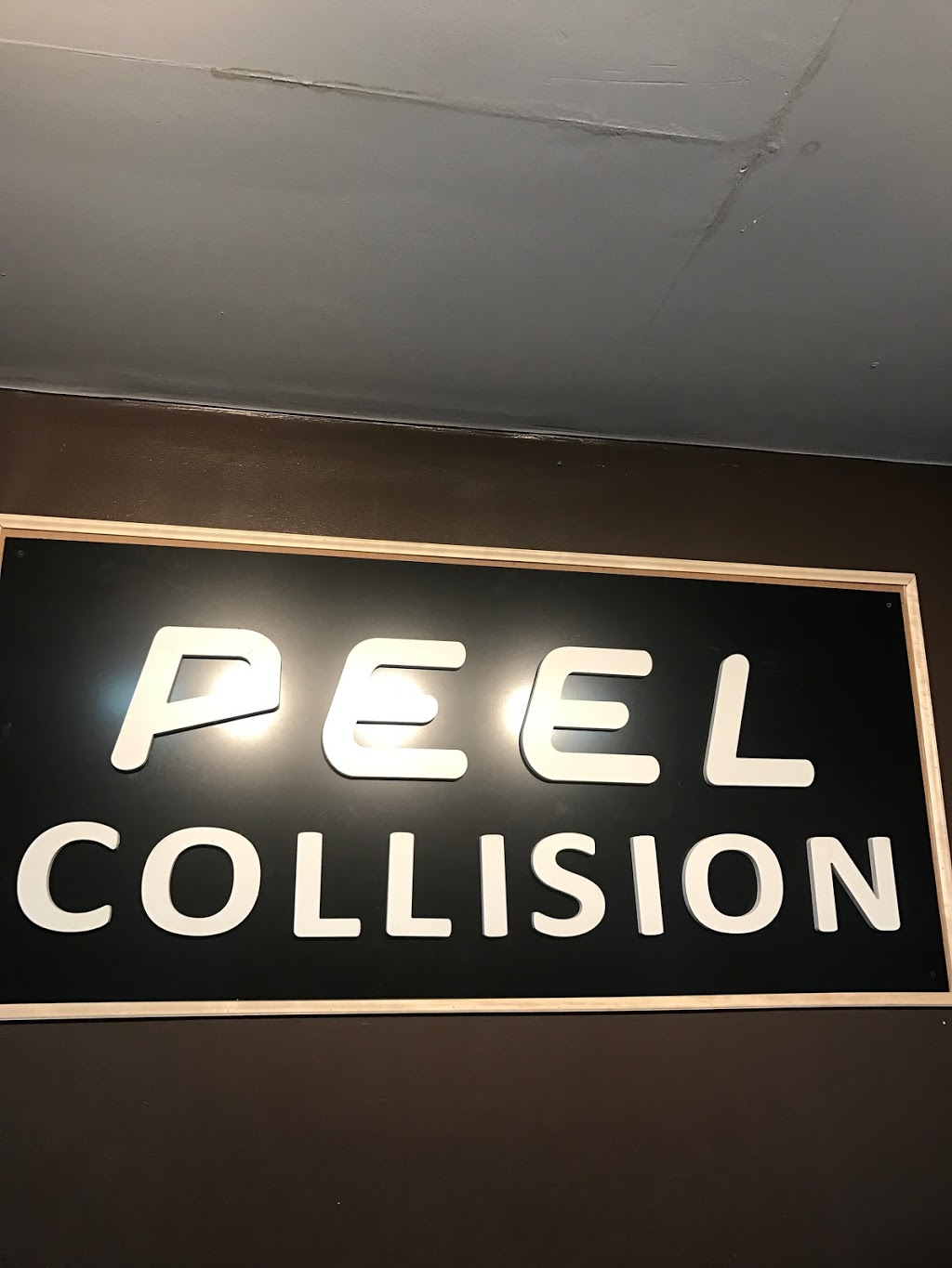 Peel Collision Center | 18 Hale Rd, Brampton, ON L6W 3M1, Canada | Phone: (905) 457-9300