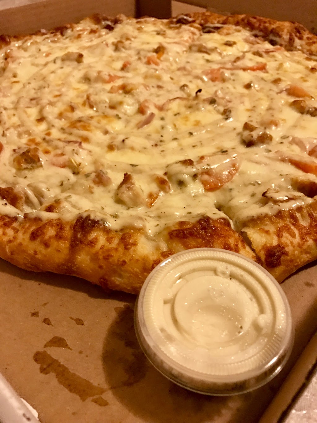 Brunos Pizza and Wings | 872 Upper Sherman Ave, Hamilton, ON L8V 3N1, Canada | Phone: (905) 385-4444