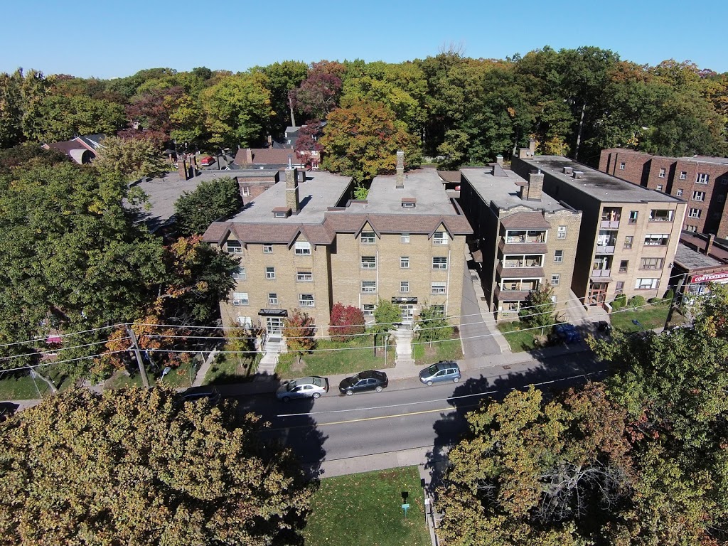 2402-2406 Queen St. E Apartments | 2404 Queen St E, Scarborough, ON M1N 1A2, Canada | Phone: (647) 362-3817