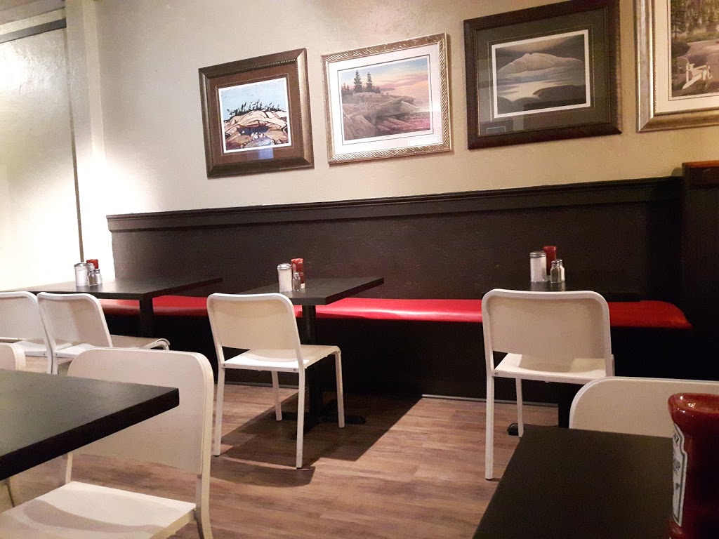 Mama Rosa Restaurant & Bar Roncesvalles | 5 Roncesvalles Ave, Toronto, ON M6R 2K2, Canada | Phone: (647) 345-1995