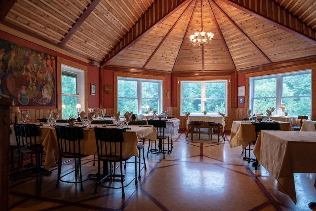 Auberge Restaurant La Mara | 127 Chemin Gosford S, Saint-Joseph-de-Ham-Sud, QC J0B 3J0, Canada | Phone: (819) 877-5189