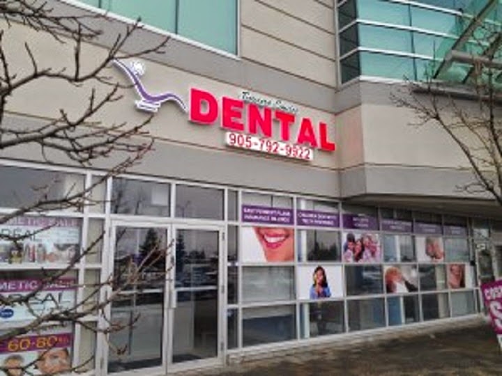Hakeem Dental | 2250 Bovaird Dr E #105, Brampton, ON L6R 0W3, Canada | Phone: (905) 792-9922