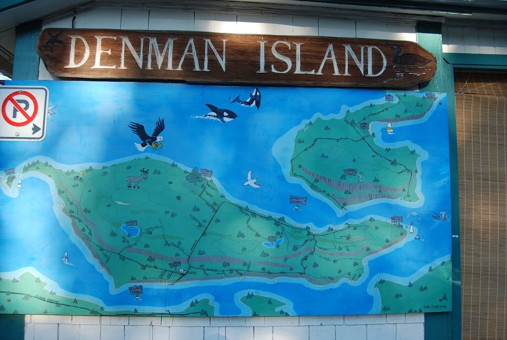 Denman Island General Store | 1069 NW Rd, Denman Island, BC V0R 1T0, Canada | Phone: (250) 335-2293