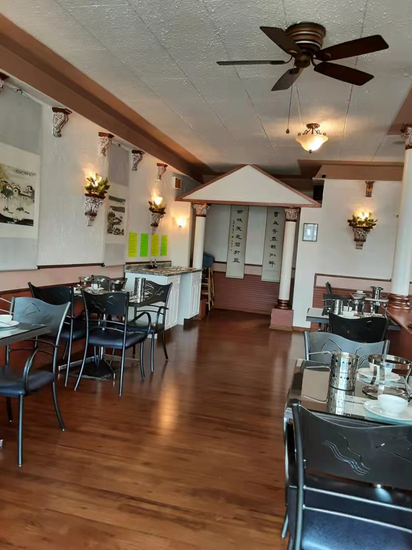 Yangs Hot Pot & Dim Sum | 71 Bridge St, Drumheller, AB T0J 0Y0, Canada | Phone: (403) 823-2239