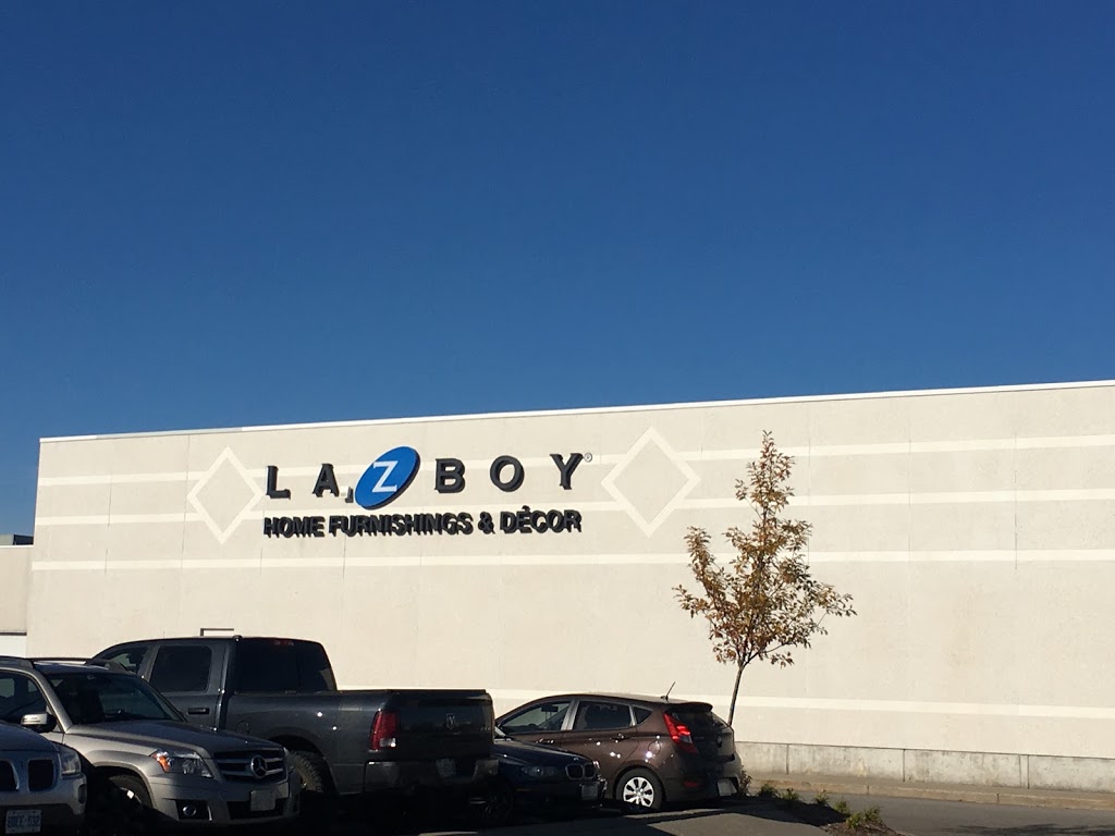 La-Z-Boy Home Furnishings & Décor | 5950 Rodeo Dr Unit #6, Mississauga, ON L5R 3V6, Canada | Phone: (905) 499-0799
