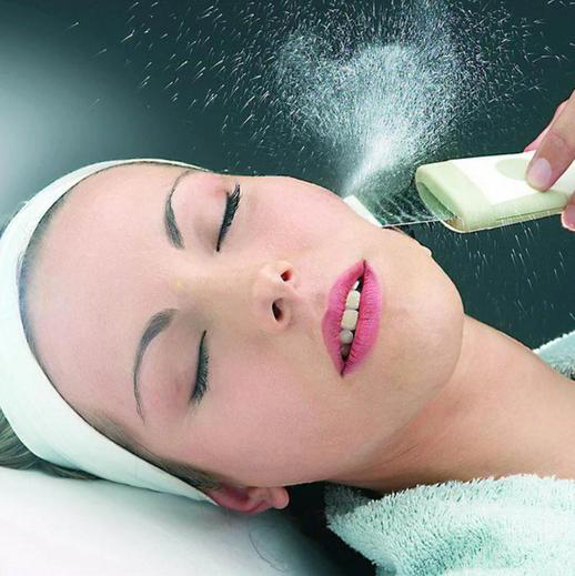 Regardez-moi esthétique | 5060 Rue de Bellechasse, Montréal, QC H1T 2A2, Canada | Phone: (438) 826-9488