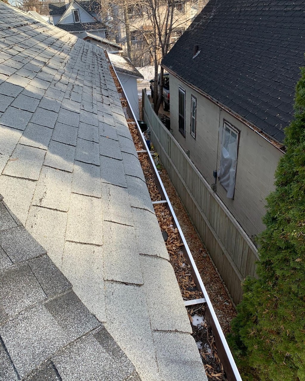 Above & Beyond Property Maintenance | 882 Bannerman Ave, Winnipeg, MB R2X 1K1, Canada | Phone: (204) 803-2530