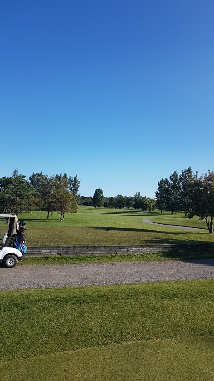 Garrison Golf & Curling Club | 12 Red Patch Ave, Kingston, ON K7K 7B4, Canada | Phone: (613) 546-4952