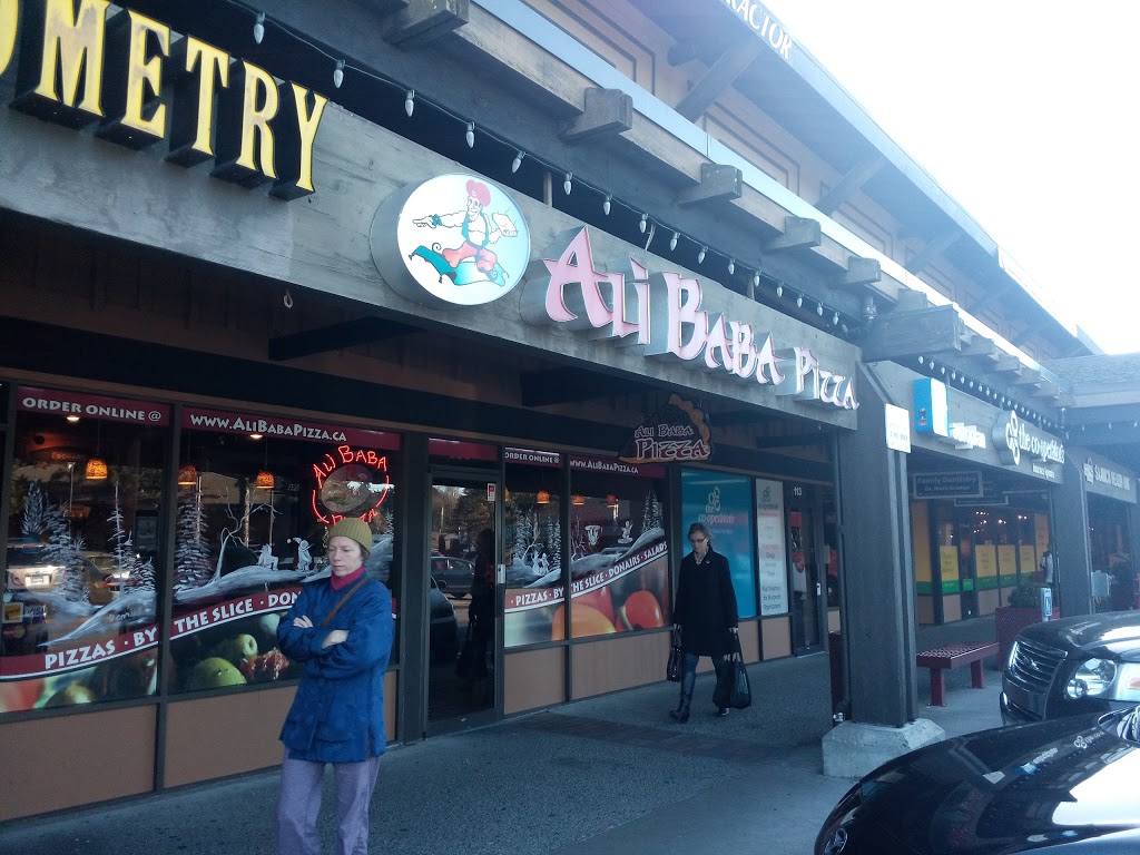 Ali Baba Pizza Saanich | 3995, 117 Quadra St #117, Victoria, BC V8X 1J8, Canada | Phone: (250) 380-6666
