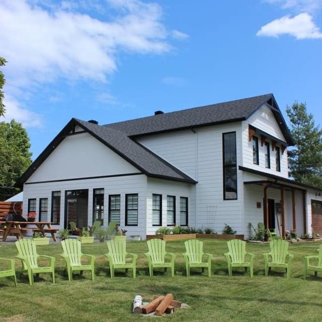 Le Gîte Blanc | 816 Rue Saint Joseph, Leclercville, QC G0S 2K0, Canada | Phone: (418) 455-4592