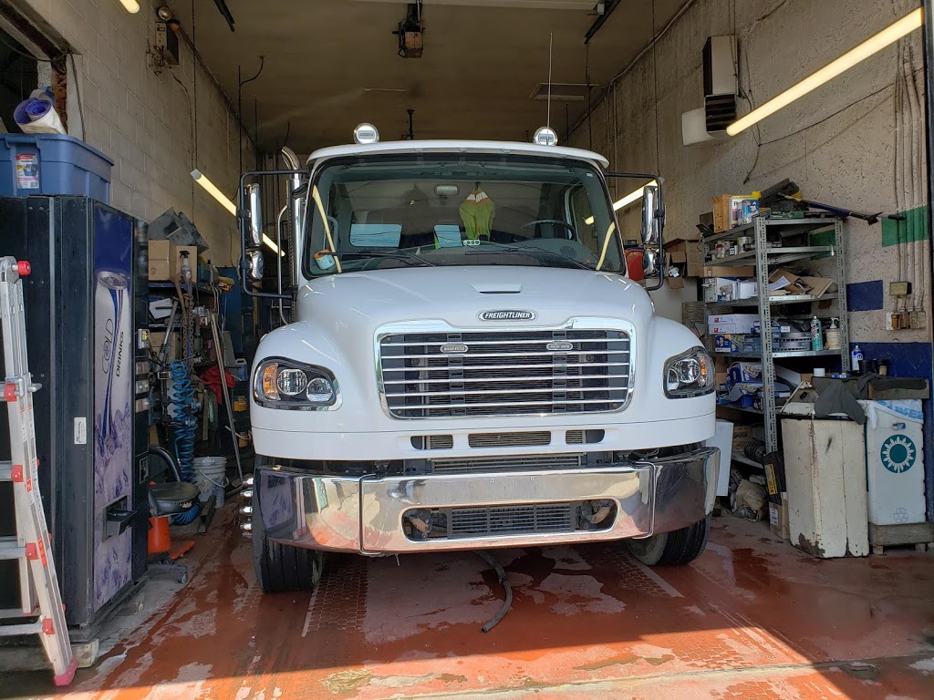 Garage Station Des Ponts/Unipro | 265 Boulevard Thibeau, Trois-Rivières, QC G8T 6Y3, Canada | Phone: (819) 373-4221
