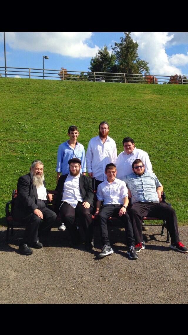 Yeshivas Menachem Buffalo | 411 John James Audubon Pkwy, Buffalo, NY 14221, USA | Phone: (716) 568-0121
