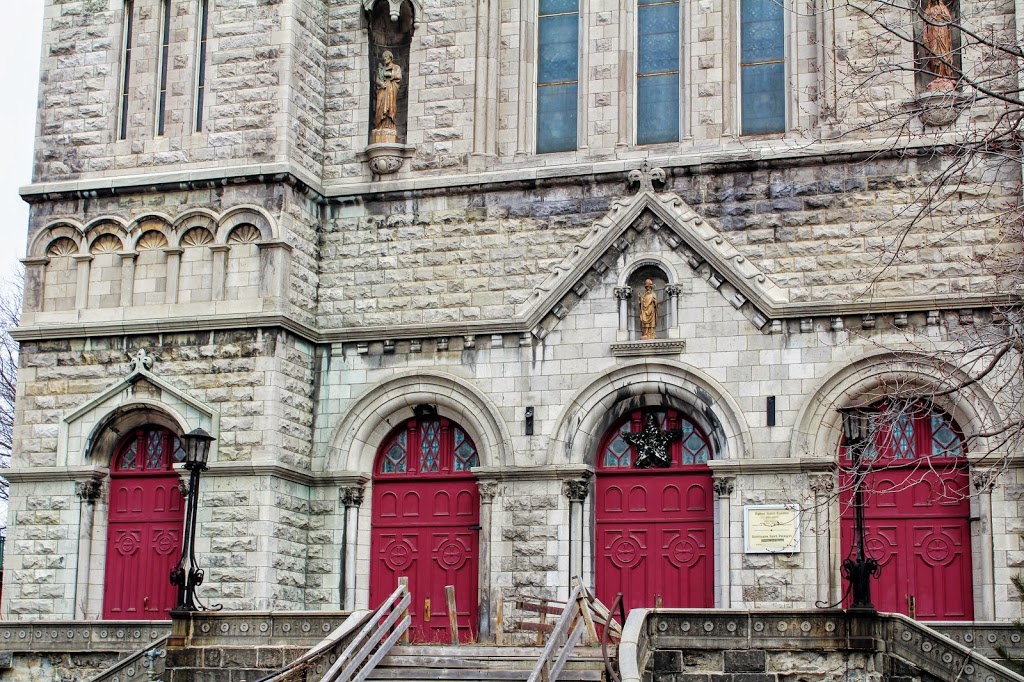 Cote Pierre Vicaire Episcopal | 2151 Rue Fullum, Montréal, QC H2K 3P1, Canada | Phone: (514) 903-2681