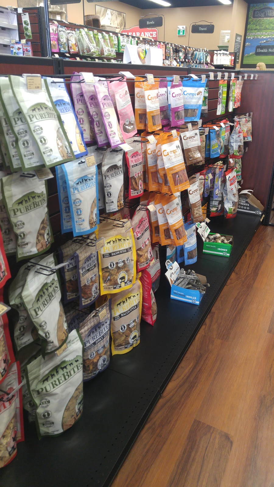 Pet Valu | 197 Trainyards Dr, Ottawa, ON K1G 3X8, Canada | Phone: (613) 562-3250