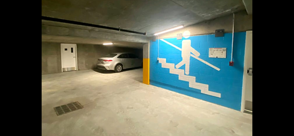 Communauto 592 - Garneau et De Champlain | 1575 Rue Gareau, Montréal, QC H2L 0H9, Canada | Phone: (514) 499-1116