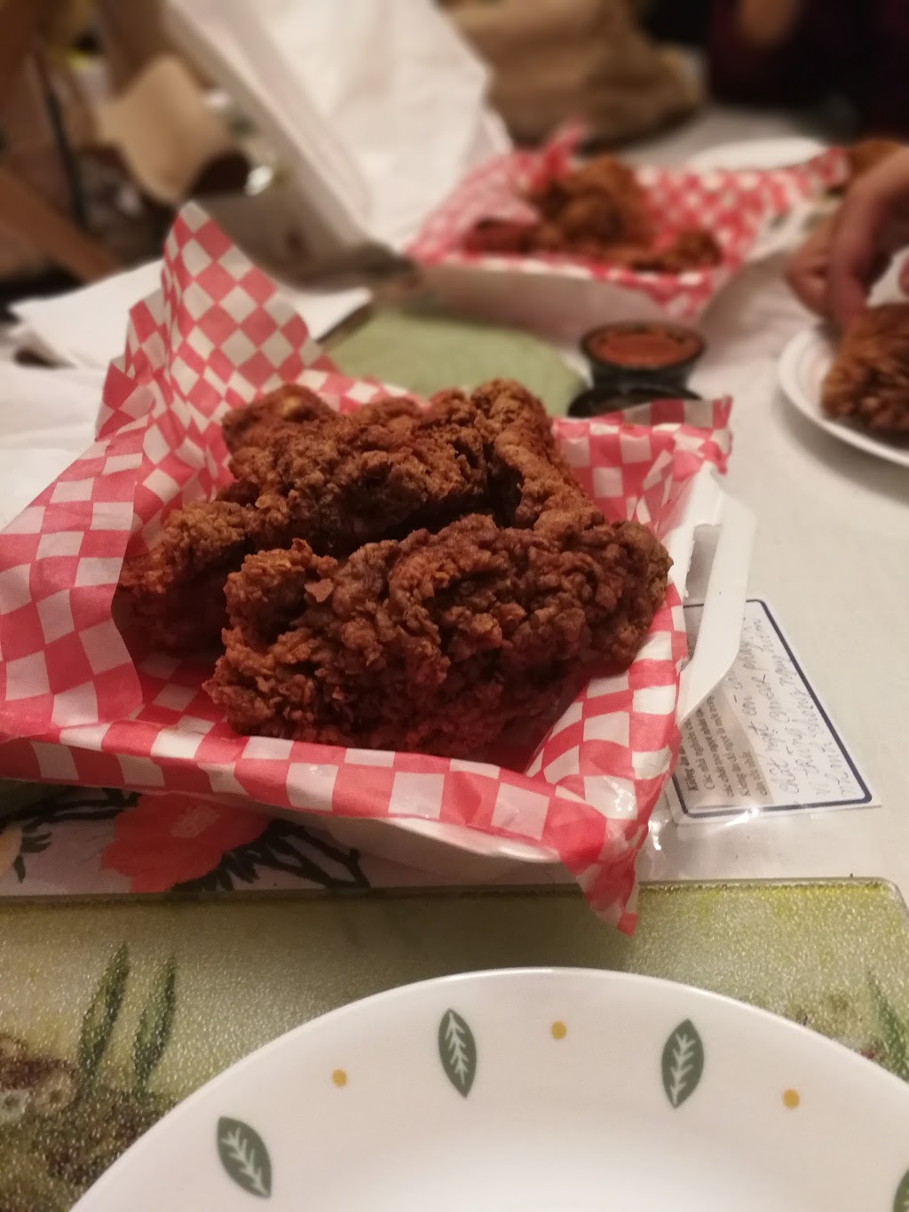 Crispys Resto Grill | 1433 Woodroffe Ave, Nepean, ON K2G 2V5, Canada | Phone: (613) 695-7575