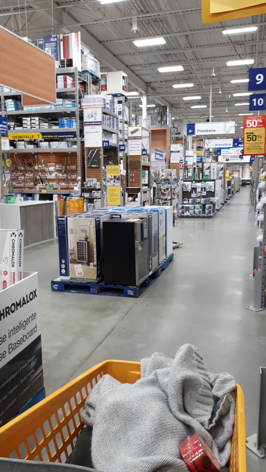 Lentrepôt RONA | 170 Rue Moreau, Saint-Jean-sur-Richelieu, QC J2W 2M4, Canada | Phone: (450) 359-4695