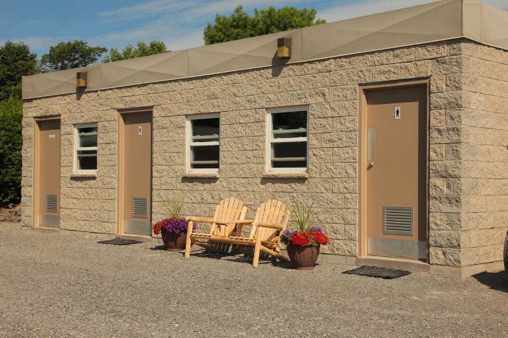 Colasantes R V Park & Marina | 97 Carter Rd, Carrying Place, ON K0K 1L0, Canada | Phone: (613) 475-4561