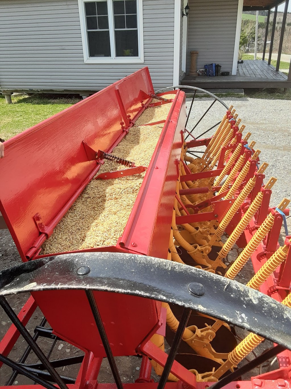 Ferme LIdéel | 1610 Rang Allaire, Sainte-Hélène-de-Chester, QC G0P 1H0, Canada | Phone: (819) 382-2773