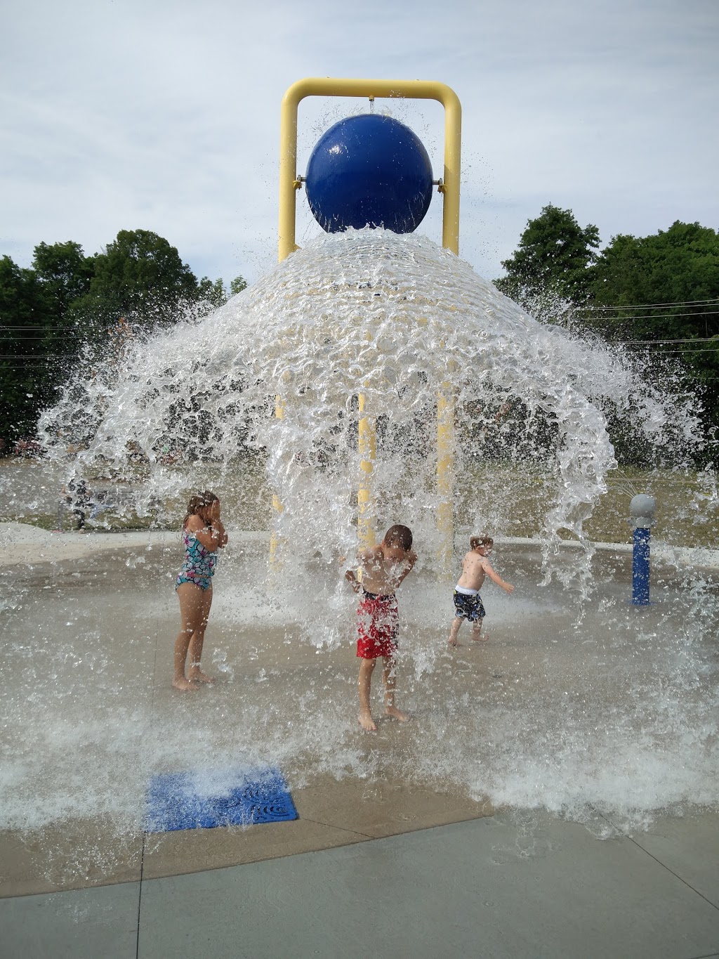 Wilmot Splash Pad | 1291 Nafziger Rd, Baden, ON N3A 0C4, Canada