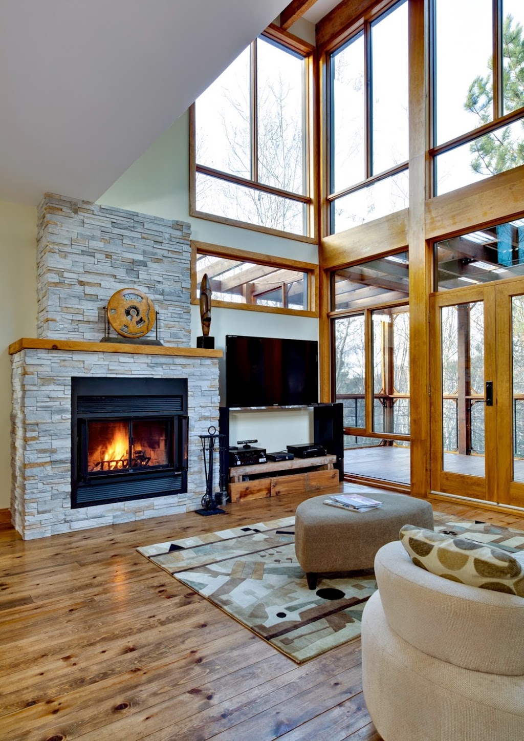 CHIC CHALET SPA - CHALET FOR RENT | 2010 Chemin des Roselins, Notre-Dame-de-la-Merci, QC J0T 2A0, Canada | Phone: (514) 258-0433