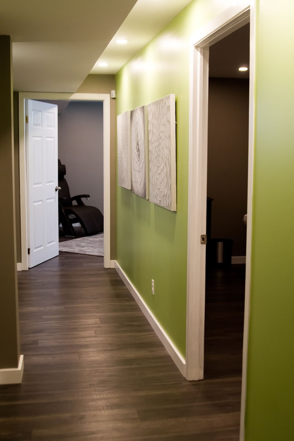 Oaktree Orléans - Chiropractor, Acupuncture & Chinese Medicine | 2054 St Joseph Blvd, Orléans, ON K1C 1E6, Canada | Phone: (613) 424-4315