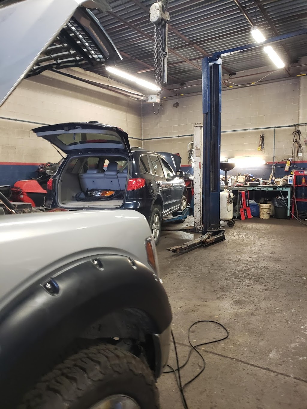 Robert Car Care | 50 Lloyd St, Hamilton, ON L8L 3H4, Canada | Phone: (905) 512-3968