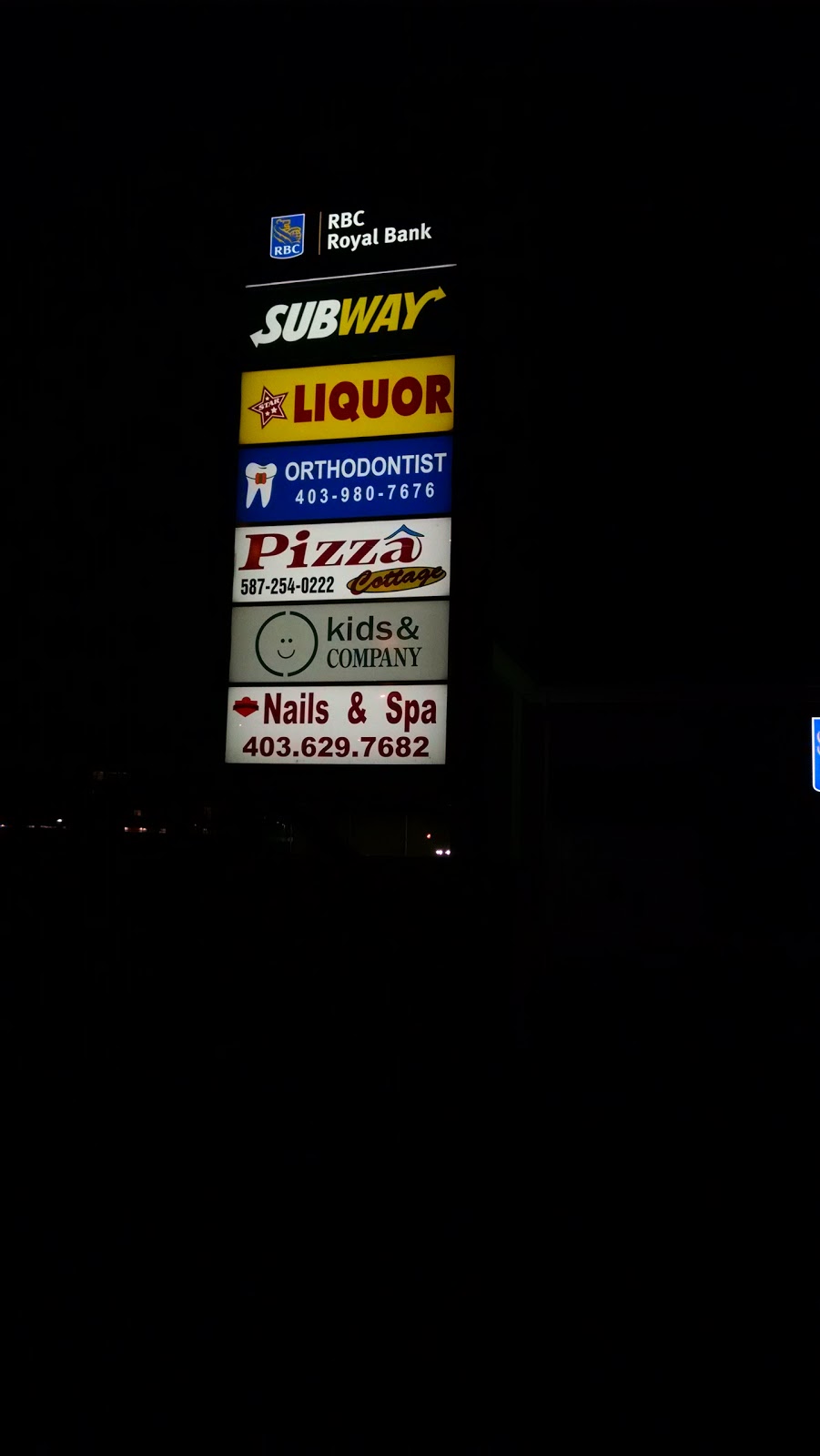 Star Liquor | 800 Yankee Valley Blvd, Airdrie, AB T4B 2X3 Yankee Valley Blvd, Airdrie, AB T4B 2X3, Canada | Phone: (587) 775-7550