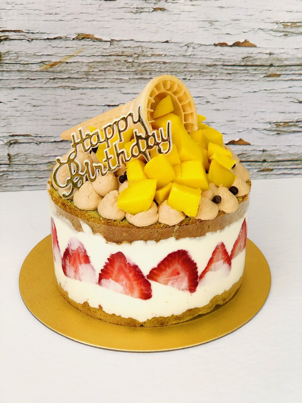 Louis XIV Cake Boutique | 8763 Bayview Ave #17, Richmond Hill, ON L4B 3V1, Canada | Phone: (416) 508-6616