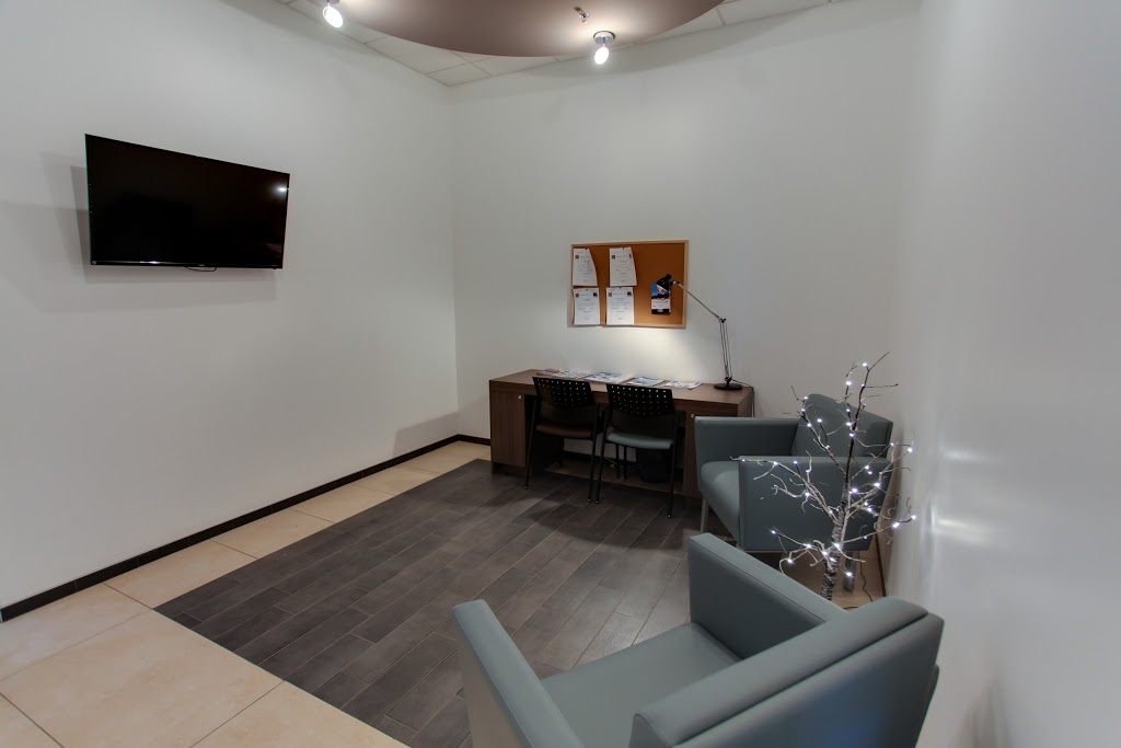 Host Hotel | 1860Québec route 132, Kahnawake, QC J0L 1B0, Canada | Phone: (450) 632-4678