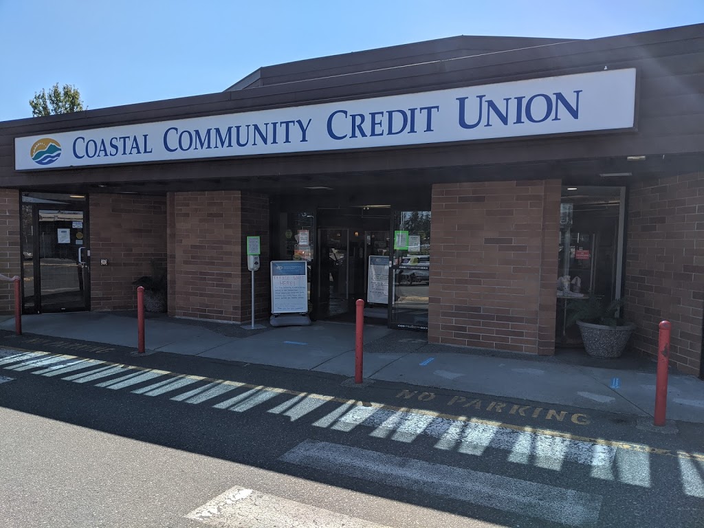 Coastal Community Credit Union | point of interest | 140 Alberni Hwy, Parksville, BC V9P 2G6, Canada | 8887411010 OR +1 888-741-1010