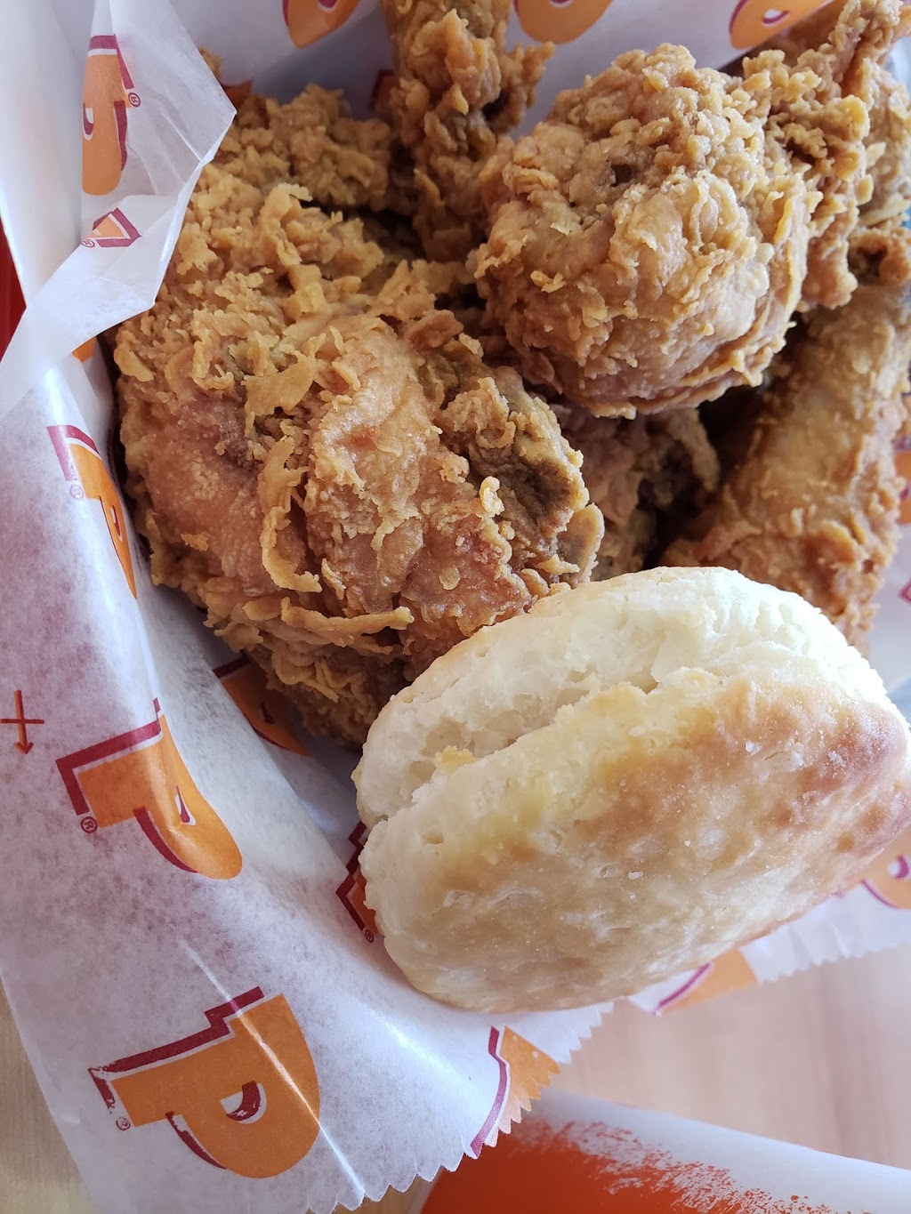 Popeyes Louisiana Kitchen | 30 Famous Ave #139b, Woodbridge, ON L4L 9M3, Canada | Phone: (905) 264-6309