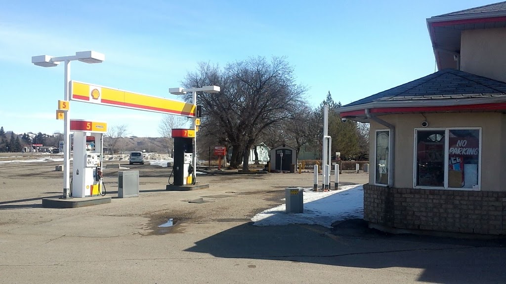 Scenic Centre/Shell Gas Station | 597 Bay Ave S, Fort QuAppelle, SK S0G 1S0, Canada | Phone: (306) 332-5533