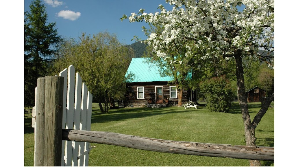 Whitewood Vacation Rental | 735 BC-6, Cherryville, BC V0E 2G3, Canada | Phone: (250) 547-6550