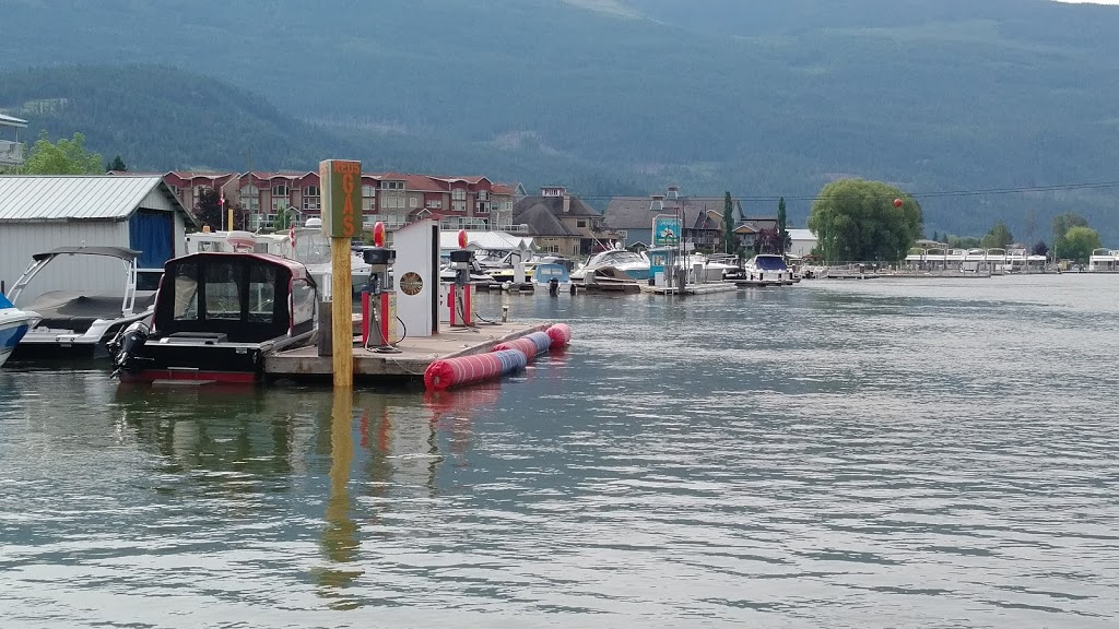 Reds Rentals and Marina | Finlayson St, Sicamous, BC V0E 2V0, Canada | Phone: (855) 748-7927