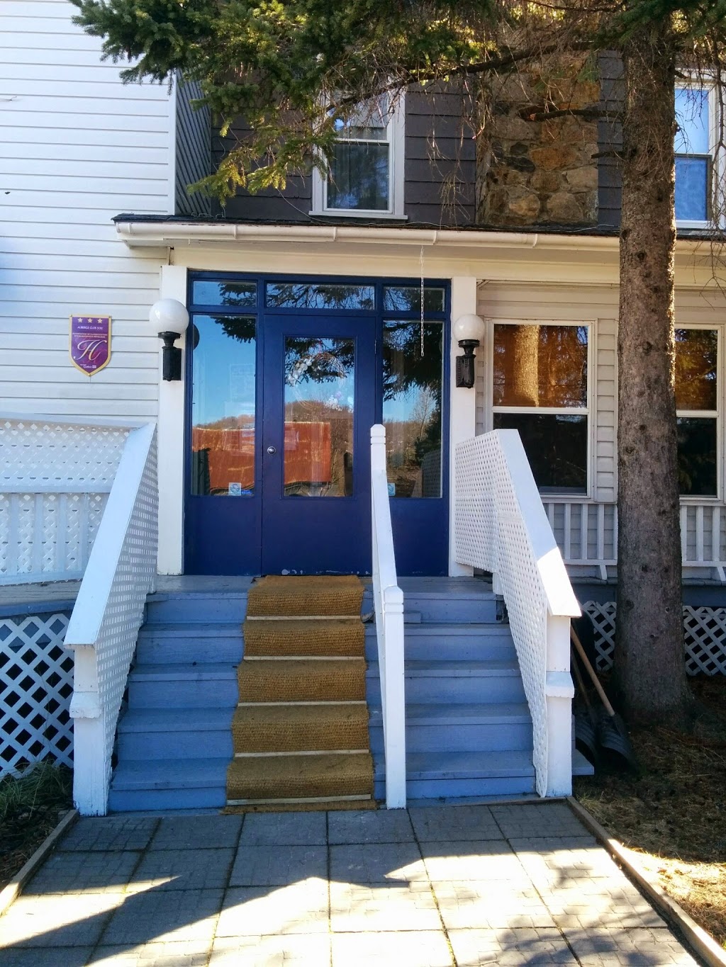 Auberge Clos Joli | 19 Rue du Clos Joli, Morin-Heights, QC J0R 1H0, Canada | Phone: (450) 226-5401