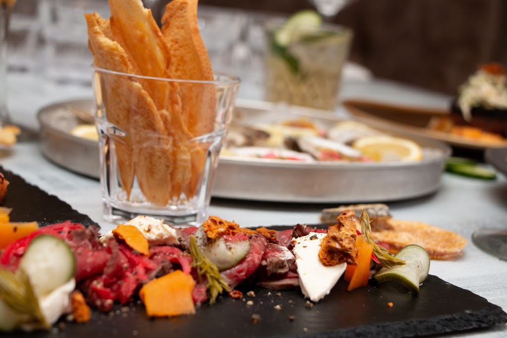 Le Vice-Caché Bistro Urbain | 351 Boulevard de lAnge-Gardien, LAssomption, QC J5W 1S4, Canada | Phone: (450) 591-1391