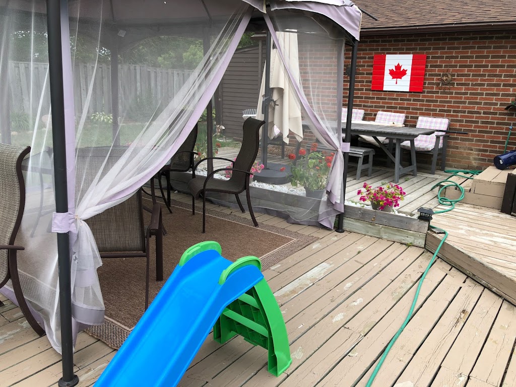 Custom Deck Builder Mississauga | 1065 N Service Rd #88, Mississauga, ON L4Y 0E4, Canada | Phone: (905) 463-8612