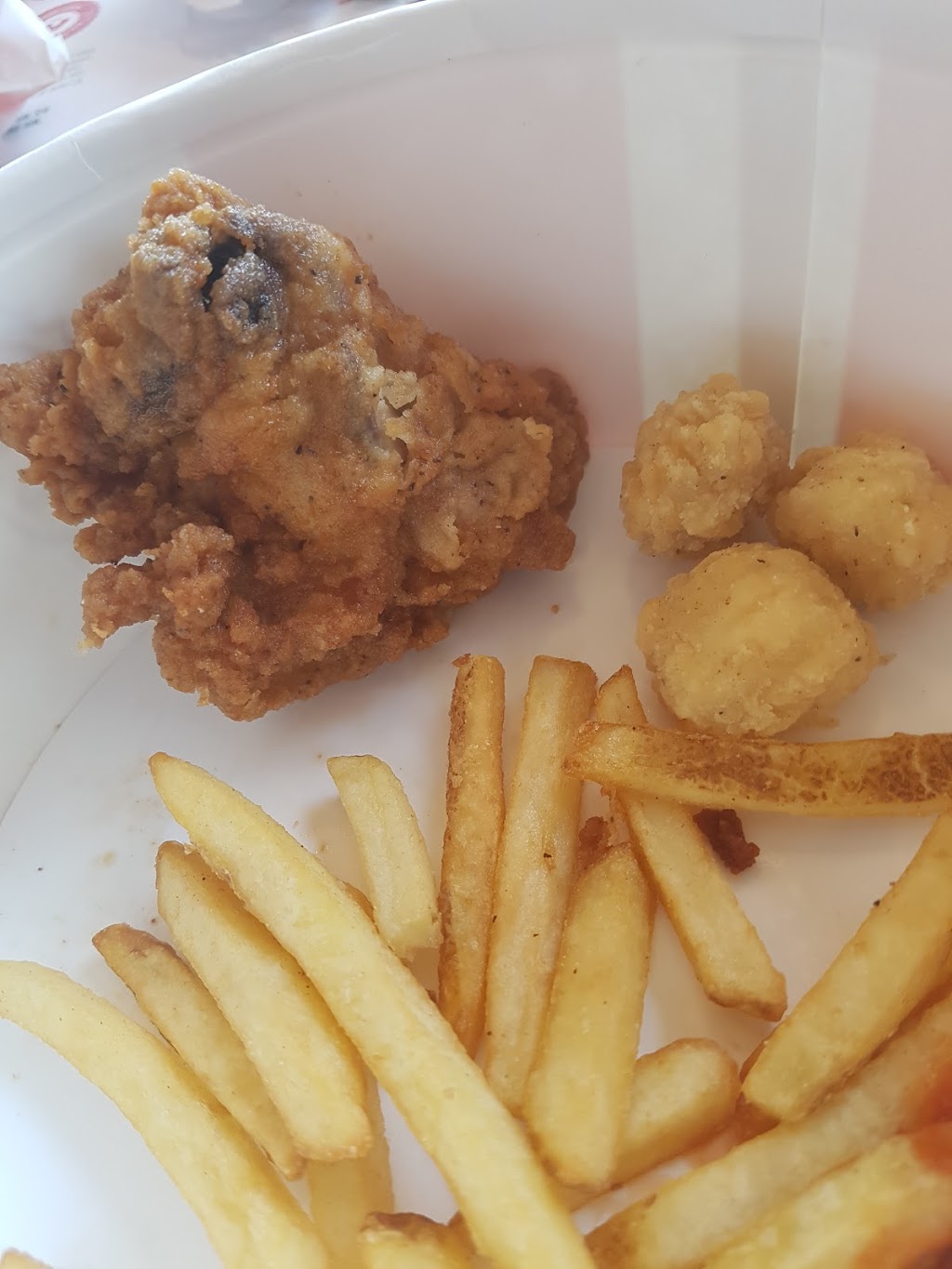 KFC | 1683 Dundas St, London, ON N5W 3C8, Canada | Phone: (519) 451-0464