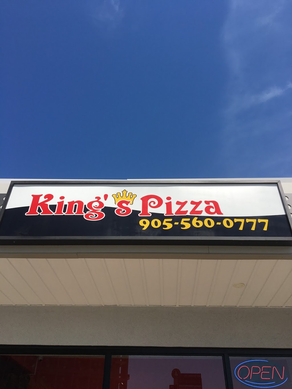 Kings Pizza | 625 Greenhill Ave, Hamilton, ON L8K 5N8, Canada | Phone: (905) 560-0777