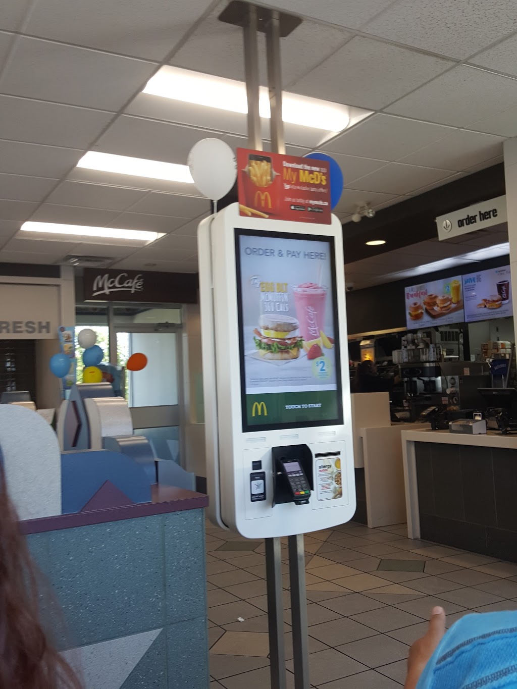 McDonalds | cafe | 4545 25 St SE, Calgary, AB T2B 3R9, Canada | 4032725553 OR +1 403-272-5553