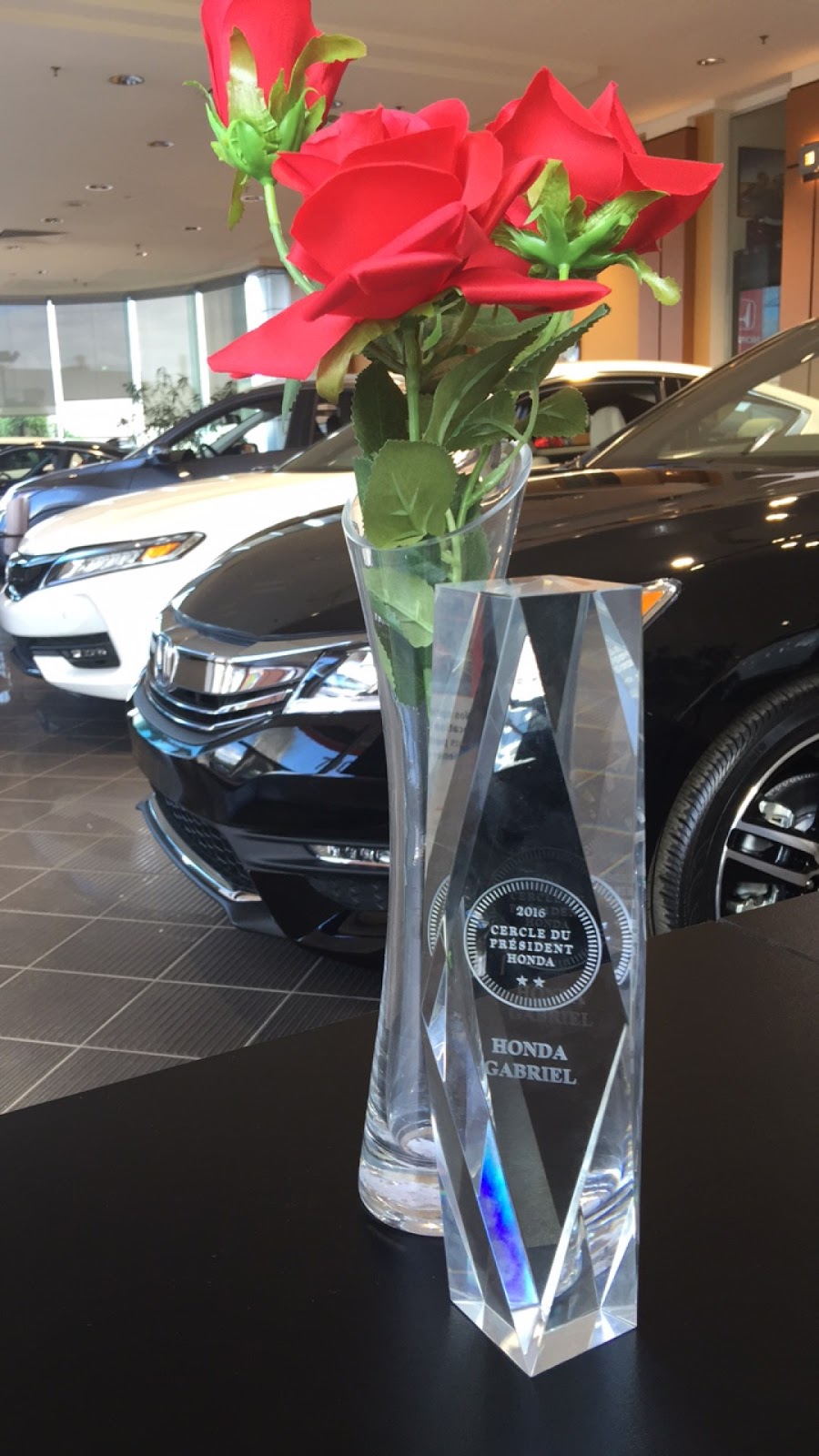 Honda Gabriel | 7000 Boul Henri-Bourassa E, Montréal-Nord, QC H1G 6C4, Canada | Phone: (514) 327-7777