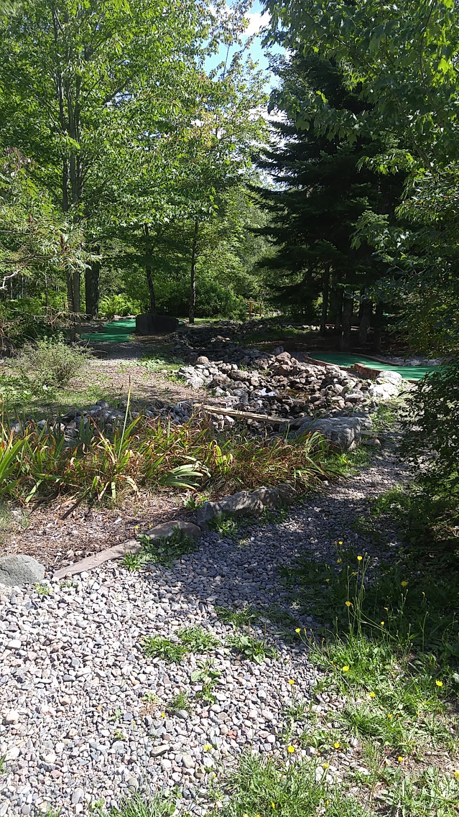 Fire Fly Recreation | 64 Robertson Rd, Hampton, NB E5N 6N8, Canada | Phone: (506) 832-3200