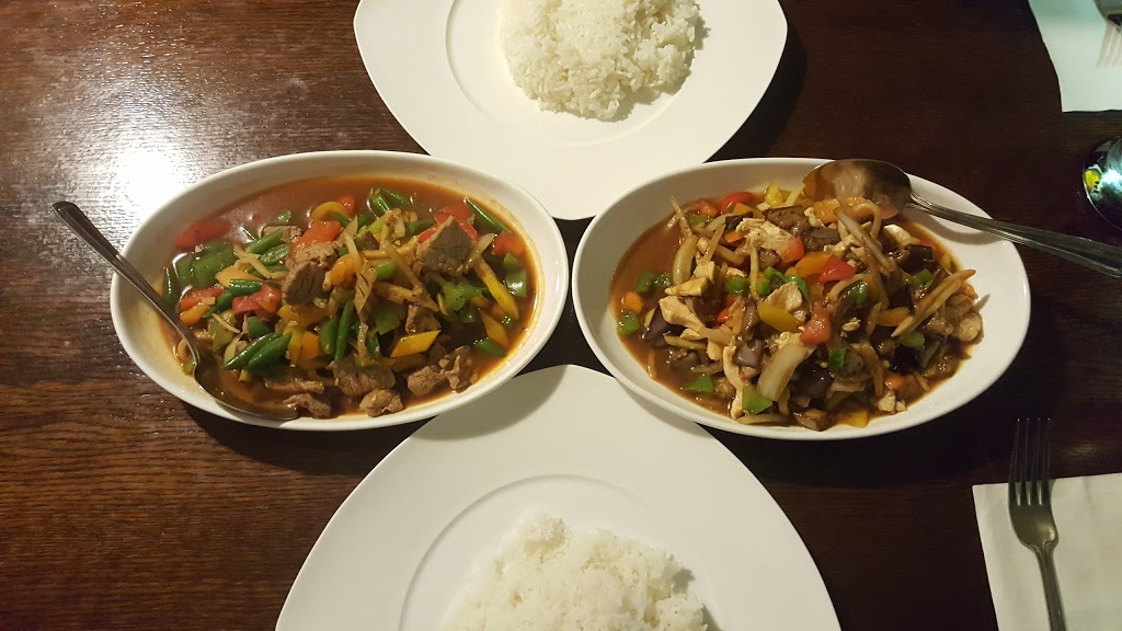 Lemongrass Thai Cuisine | 245 Edinburgh Rd S, Guelph, ON N1G 2J6, Canada | Phone: (519) 823-8353