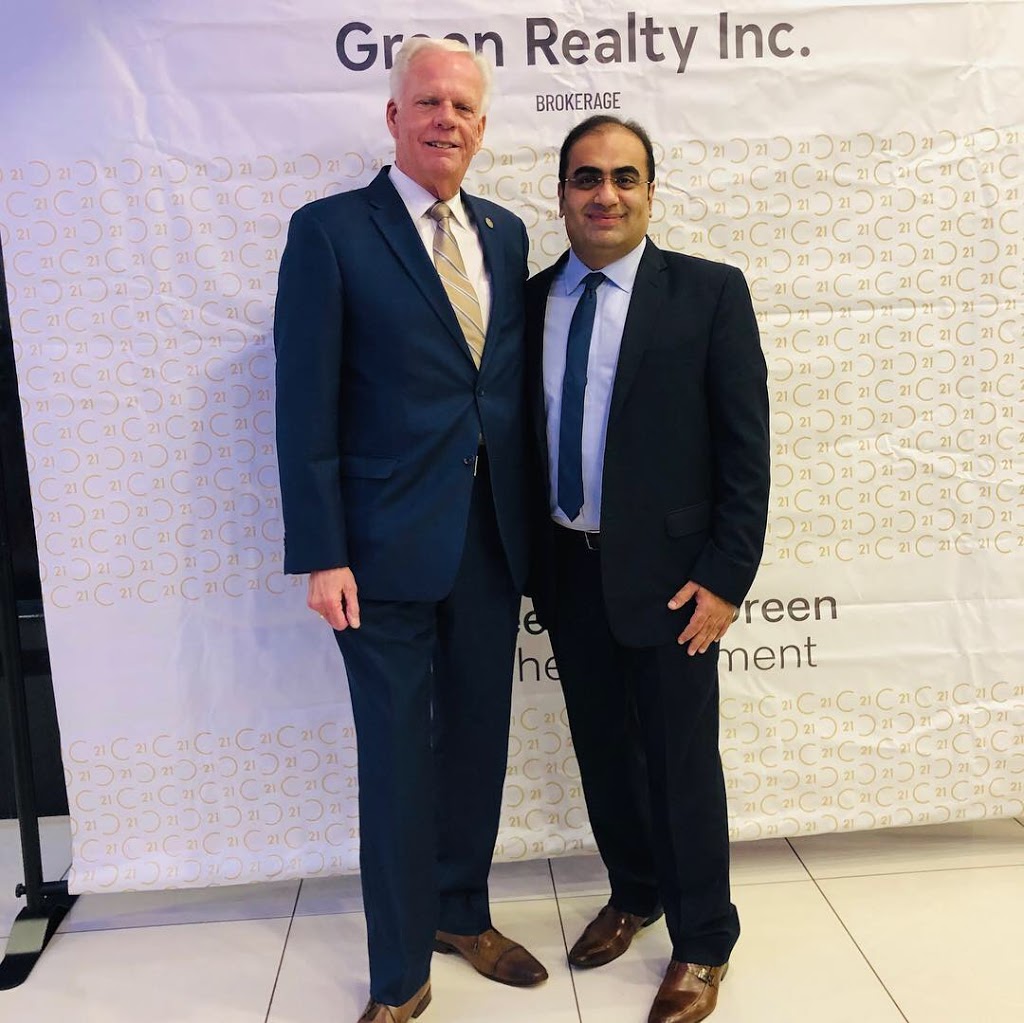 Mississauga Real Estate Agent - Asif Shahzad - Century21 | 6980 Maritz Dr #8, Mississauga, ON L5W 1Z3, Canada | Phone: (416) 986-7862