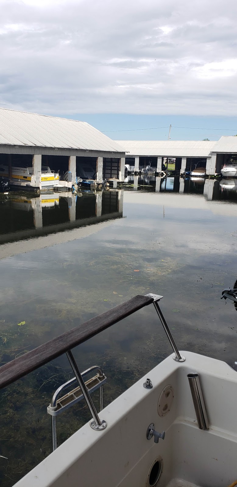 Everglades Marina Home | 54 Riverside Dr, Pefferlaw, ON L0E 1N0, Canada | Phone: (705) 437-1340